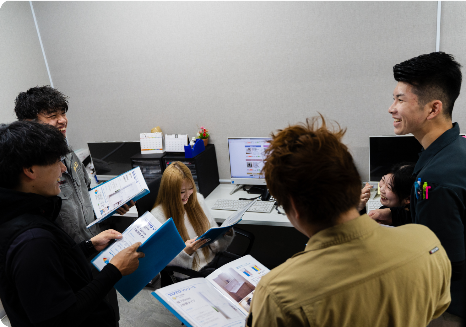 工事作業中の男性